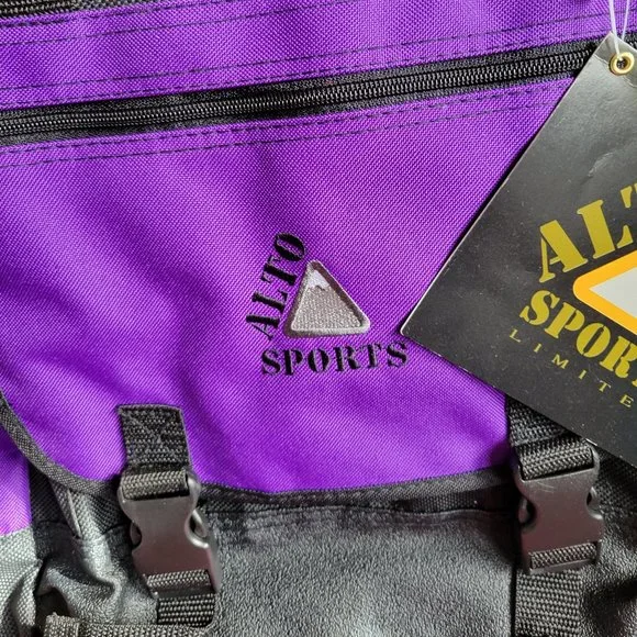 NWT - backpack brief - Unisex - Picture 6 of 9